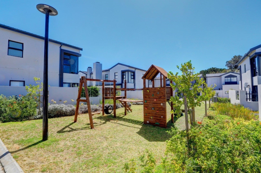 To Let 3 Bedroom Property for Rent in Vierlanden Western Cape